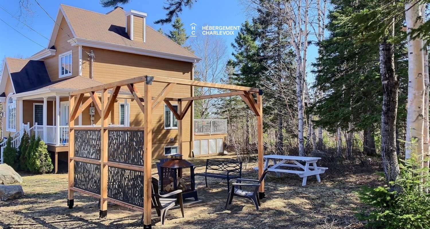 BOI-2 - Large chalet with billiards, spa and nature